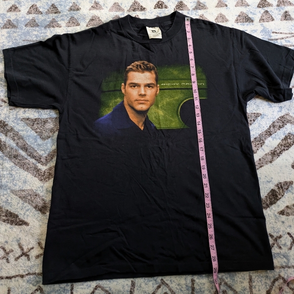 Winterland 1999 Ricky Martin Tee - Picture 5 of 5